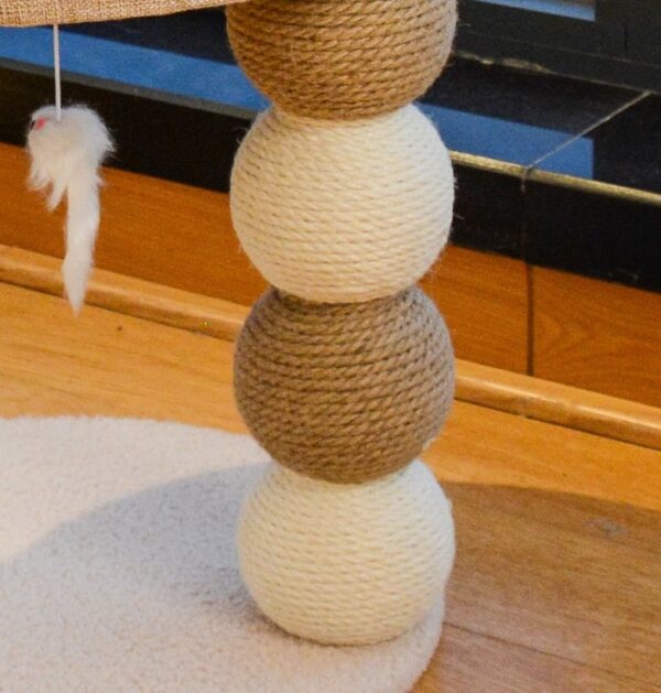 Cat Scratching Post with Top Perch  - JHMPJMP05 - Image 6