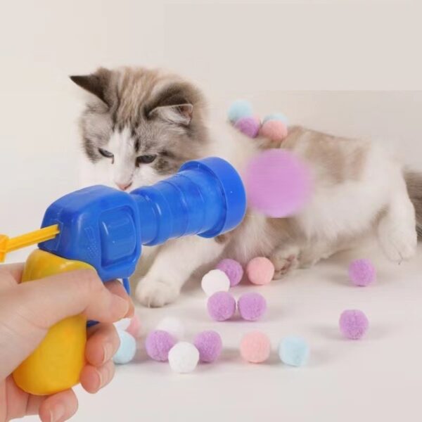 Gun Launcher with Balls Cat Toy - JHMWJ018 - Image 3